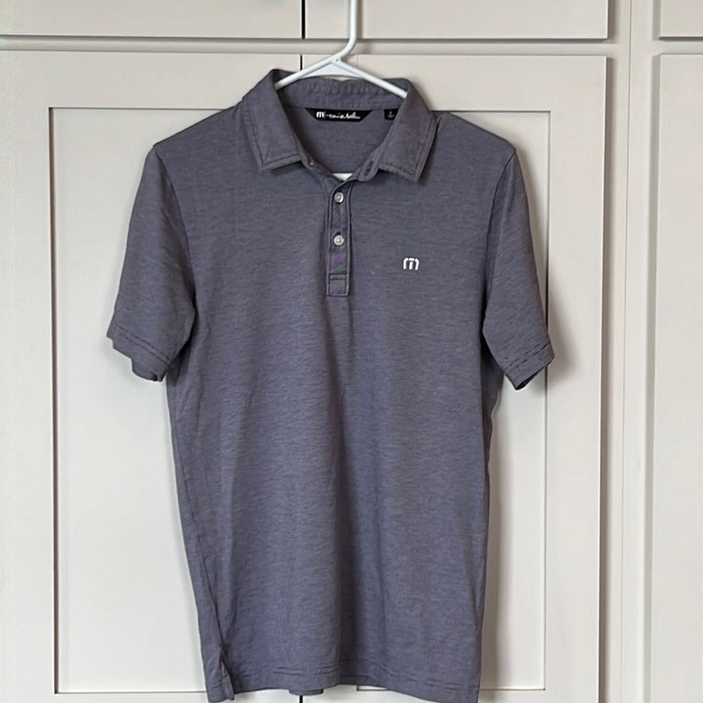 Men’s Travis Matthew polo shirt